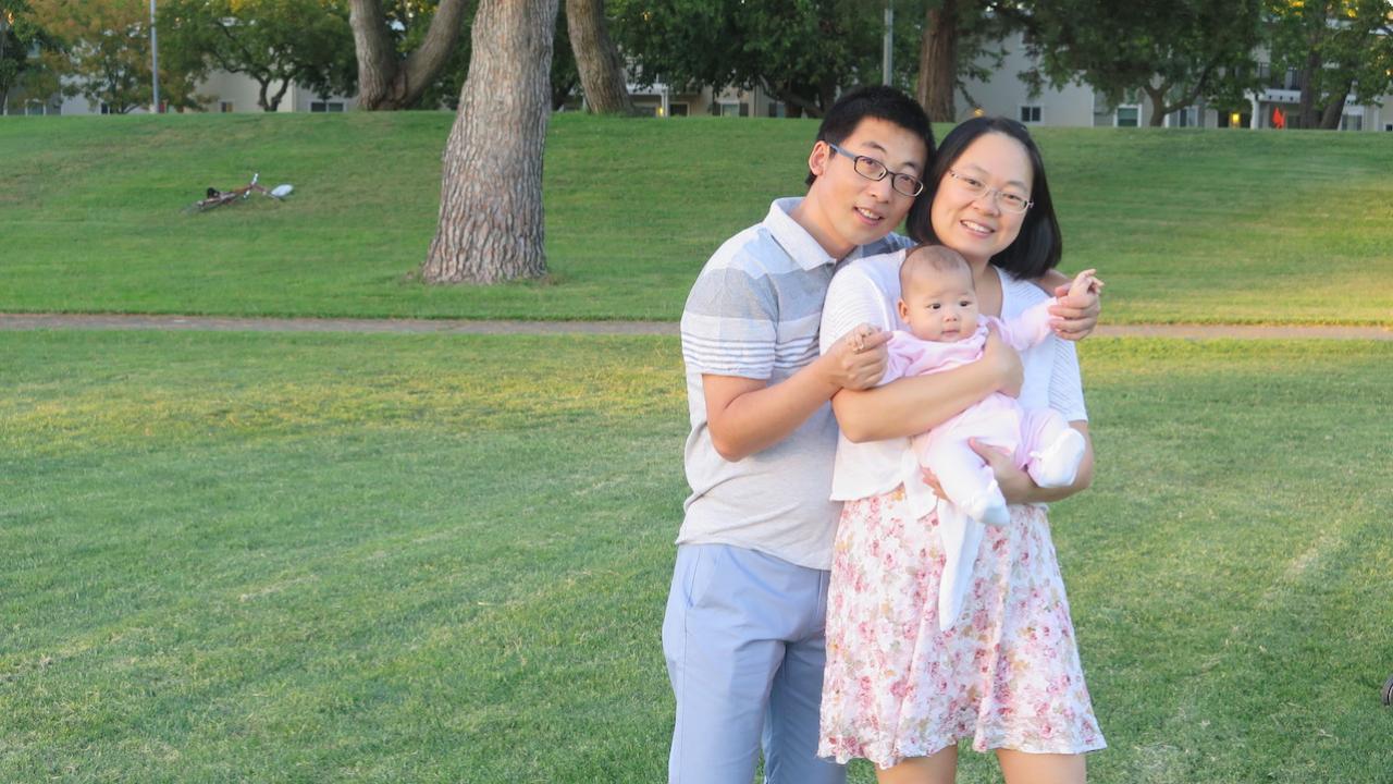 Yan Yun with family